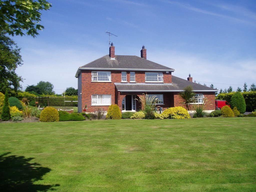 Meadow View B&B Navan Exteriör bild